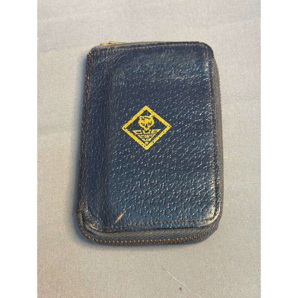 Vintage Cub Scouts Leather Zipper Coin Purse Wallet Koin-Bank Buffalo Split Blue